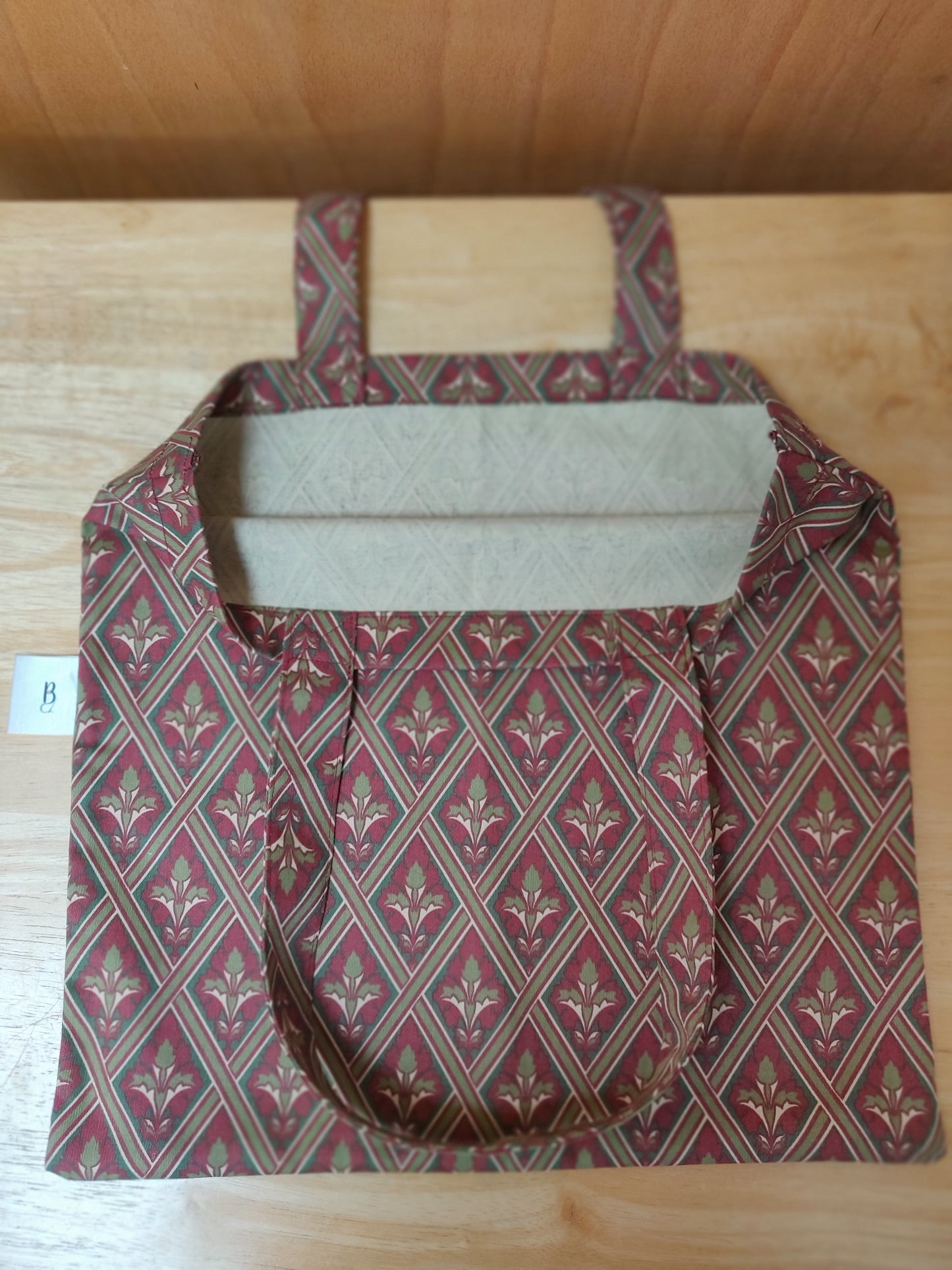 Tote bag
